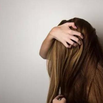 古人都是这么解决脱发难题的！简单实用，学起来